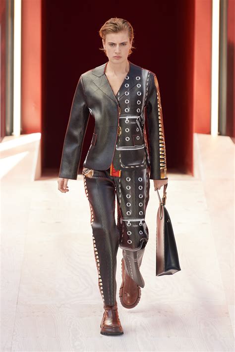 Louis Vuitton ready to wear collection